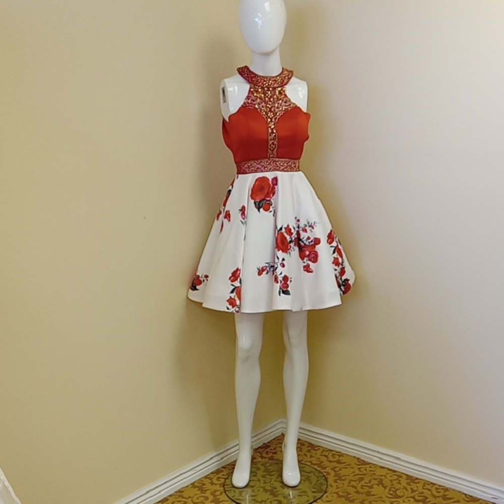 Splash Size 2 Homecoming Dress